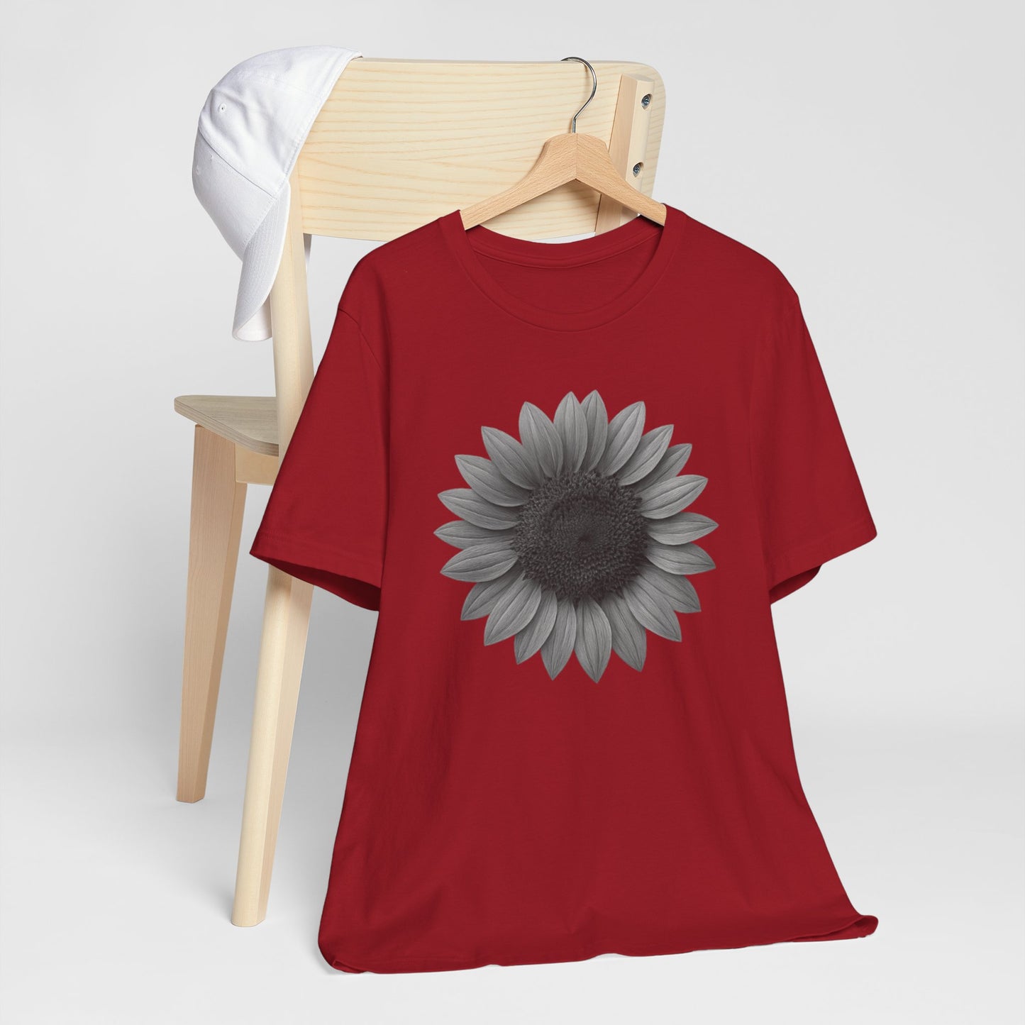 Sunflower Graphic Unisex Tee - Perfect for Nature Lovers
